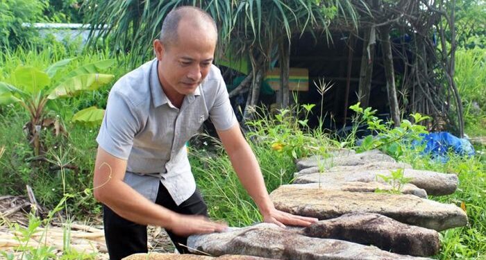 Người giúp đá ngân nga