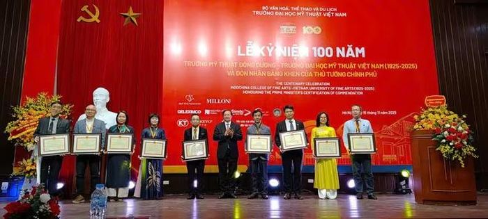 Kỷ niệm 100 năm thành lập trường Đại học Mỹ thuật Việt Nam