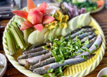 Lẩu mắm – đậm đà hương vị Tây Nam Bộ