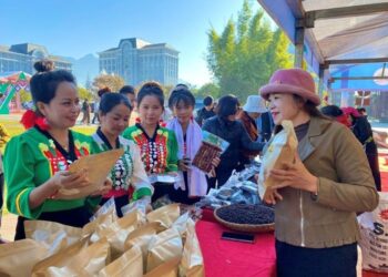Quảng bá sản phẩm Ocop tiêu biểu tại Tuần Du lịch – Văn hóa Lai Châu 2025