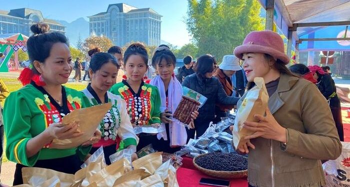 Quảng bá sản phẩm Ocop tiêu biểu tại Tuần Du lịch – Văn hóa Lai Châu 2025