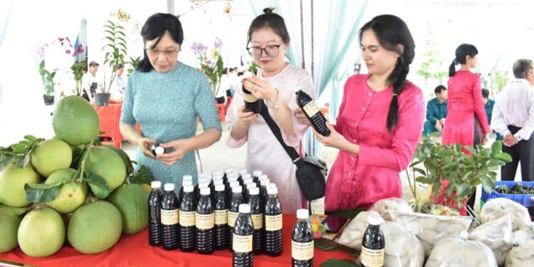 Hội Nông dân phường Phú Tân (tỉnh Vĩnh Long) “Đoàn kết – Đổi mới – Hợp tác – Phát triển” – Hướng tới nông thôn hiện đại và nông dân văn minh