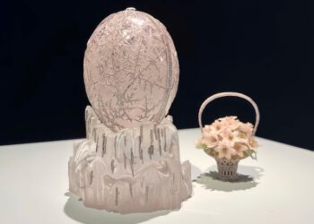 Cận cảnh quả trứng Phục sinh 26 triệu USD