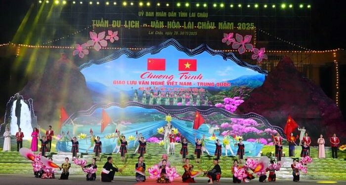 Đặc sắc chương trình nghệ thuật giao lưu hữu nghị Việt Nam – Trung Quốc