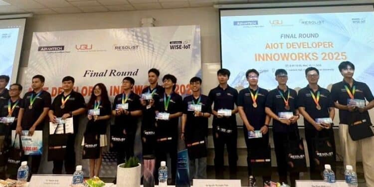 AIoT Developer InnoWorks 2025: Bệ phóng khởi nghiệp công nghệ hướng đến phát triển bền vững