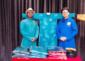 NTK Hà Văn Lợi giới thiệu Áo dài Ngũ thân – Lan toả giá trị truyền thống, một nét văn hoá cộng đồng