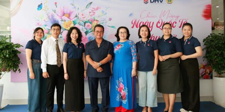 Hội thi nấu ăn lan tỏa tình yêu thương, vun đắp giá trị gia đình tại Trường Đại học Hùng Vương TP.HCM