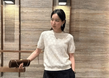 Chester Charles: Top xu hướng thời trang với công thức phối đồ, mang phong cách xuân hè được tìm kiếm 2026