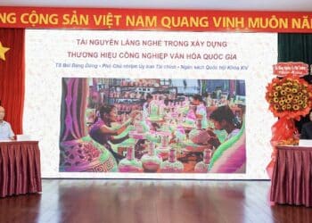 Hiệp hội Làng nghề Việt Nam tổ chức tọa đàm “Nhận diện vai trò – Tài nguyên làng nghề trong xây dựng thương hiệu công nghiệp văn hóa quốc gia” tại TP.HCM
